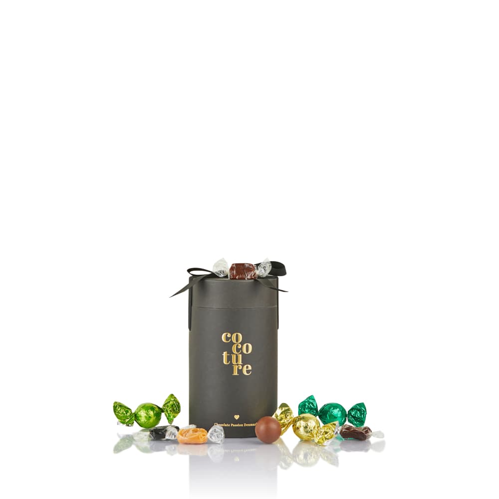 Cocoture fyldte chokoladekugler og karameller i sort gaverør - 250g