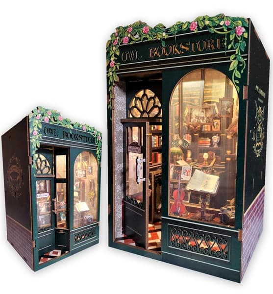 Booknook: Owl Bookstore (Uglens Boghandel)