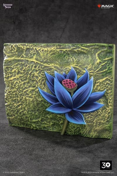 Gatherers' Tavern - Magic: The Gathering: Black Lotus Relief Sculpture